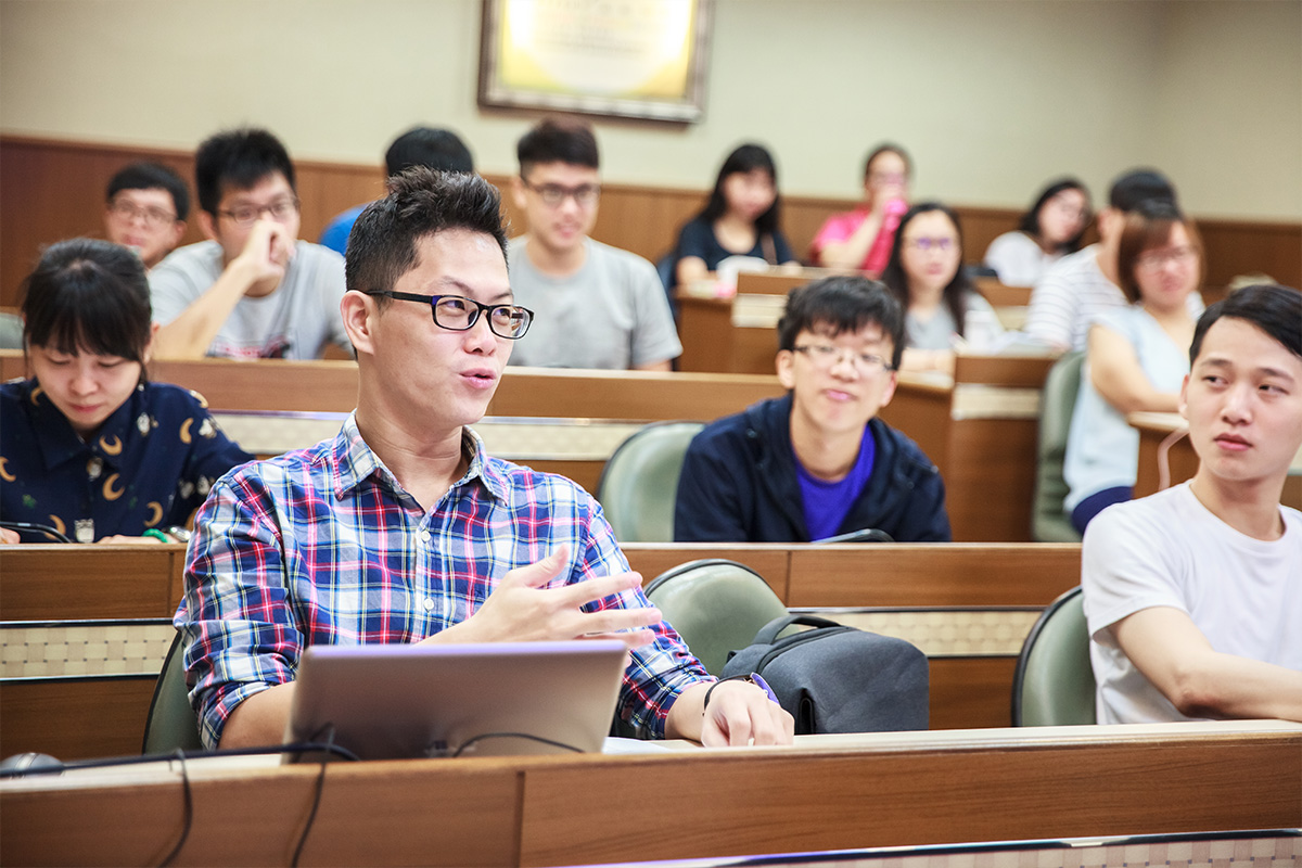105學年度學術演講活動列表