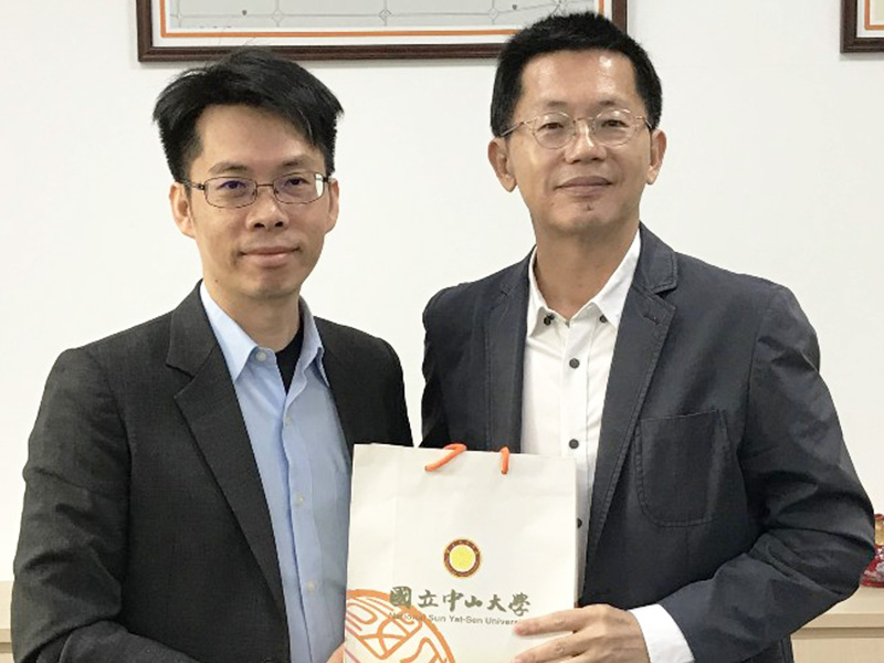 所長出訪：訪問台灣港務公司郭總