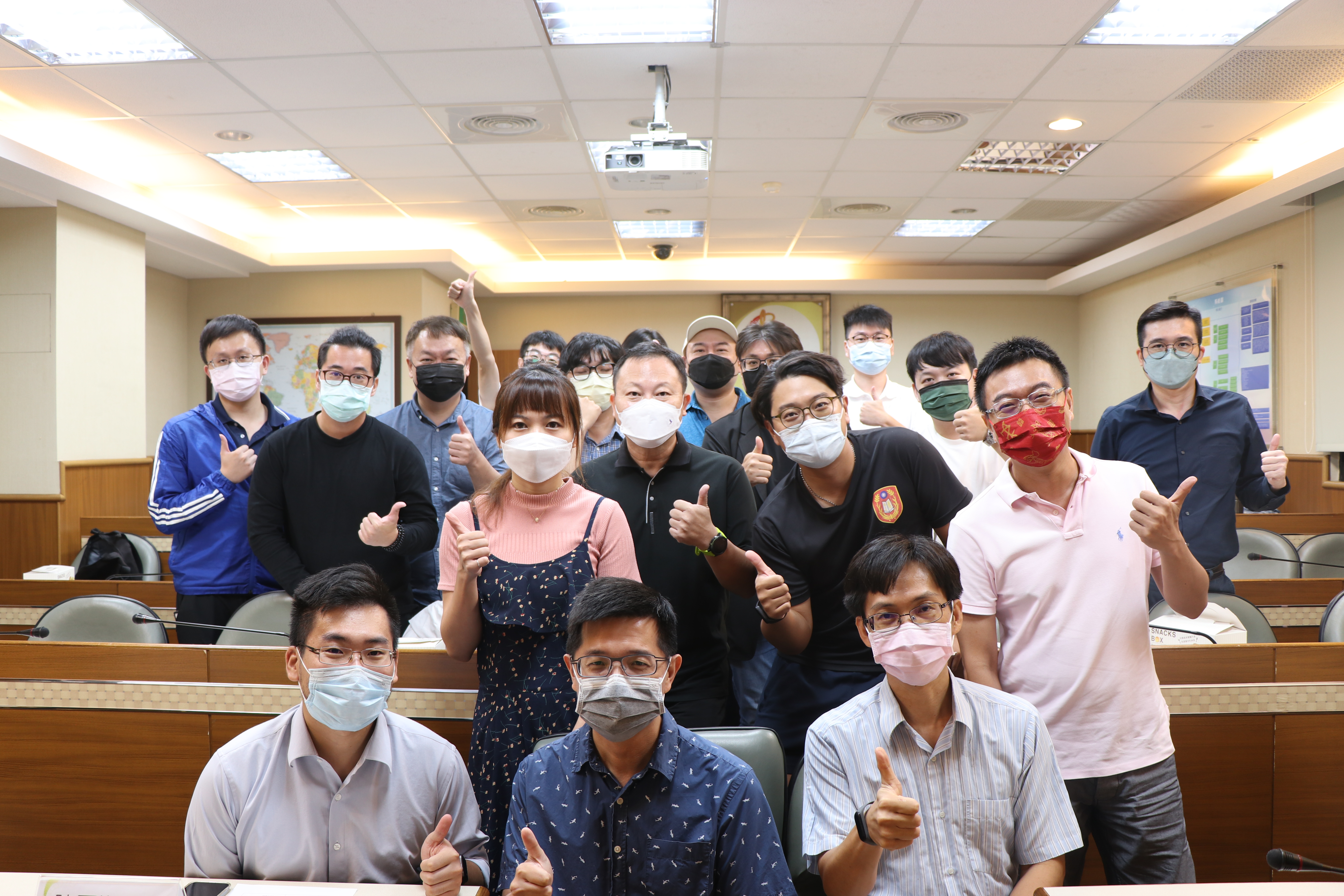 111級中山政研所碩專班新生茶會